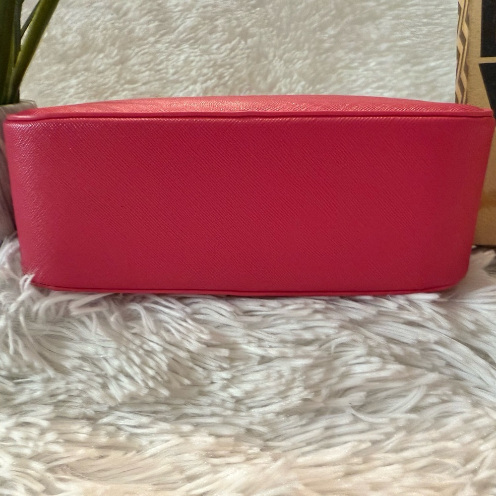 NWT Valentino Orlandi Hot Pink Camera Crossbody Handbag - Picture 10 of 14